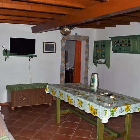 La Ginestra Landhuis Orosei